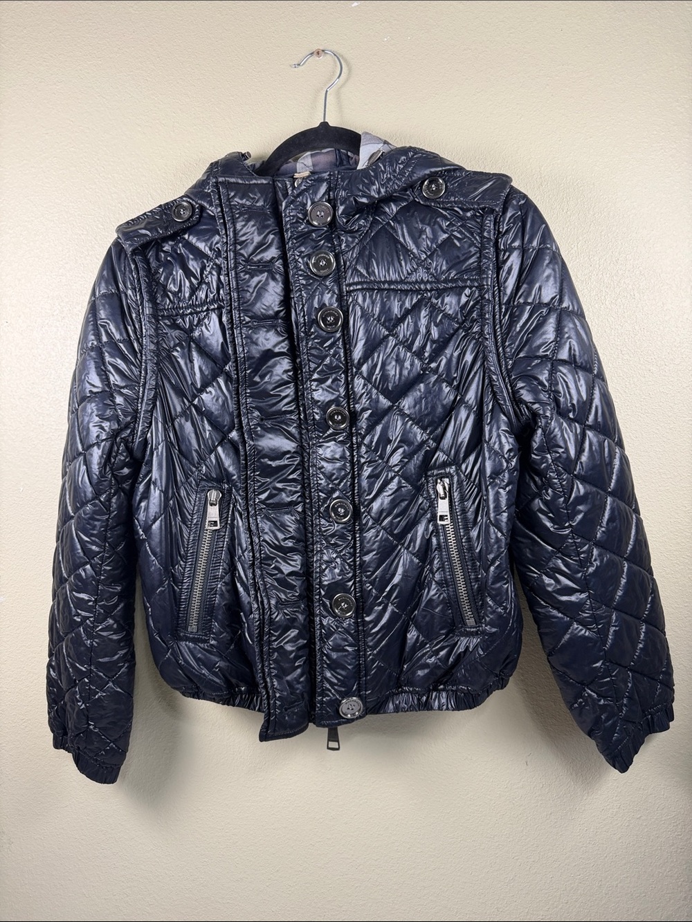 Burberry Navy Quilted Hooded Puffer Jacket for women; Sz. 6